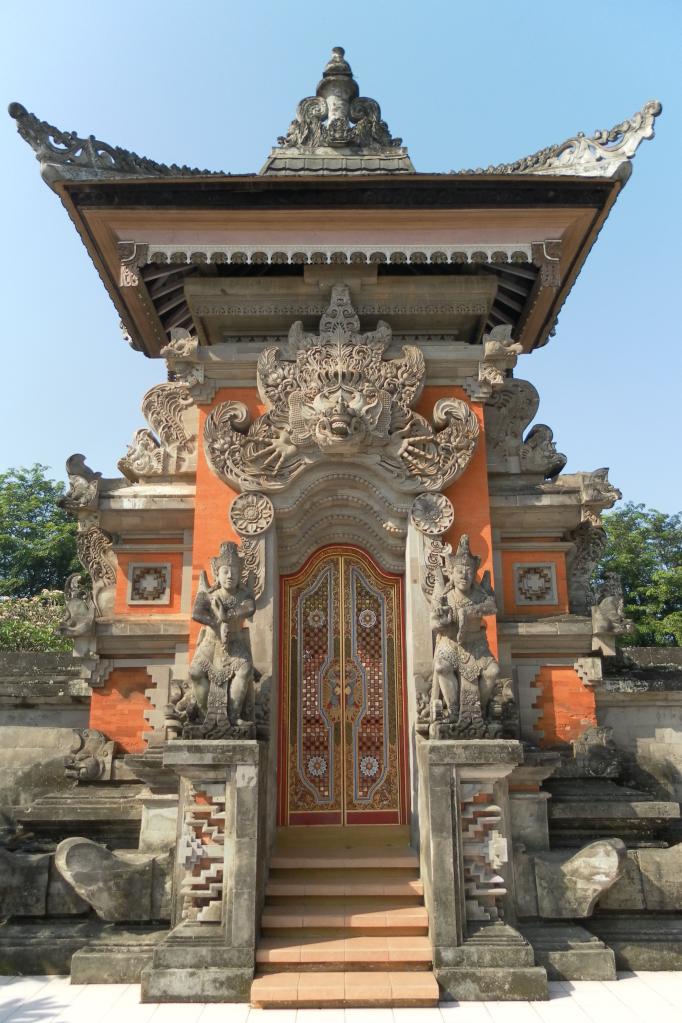 bali Kori_Agung,_TMII_Bali_Pavilion