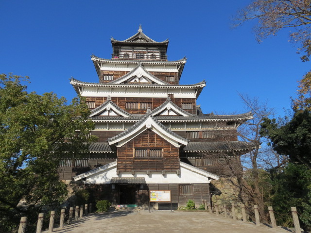 Hiroshima Chateau  (25)