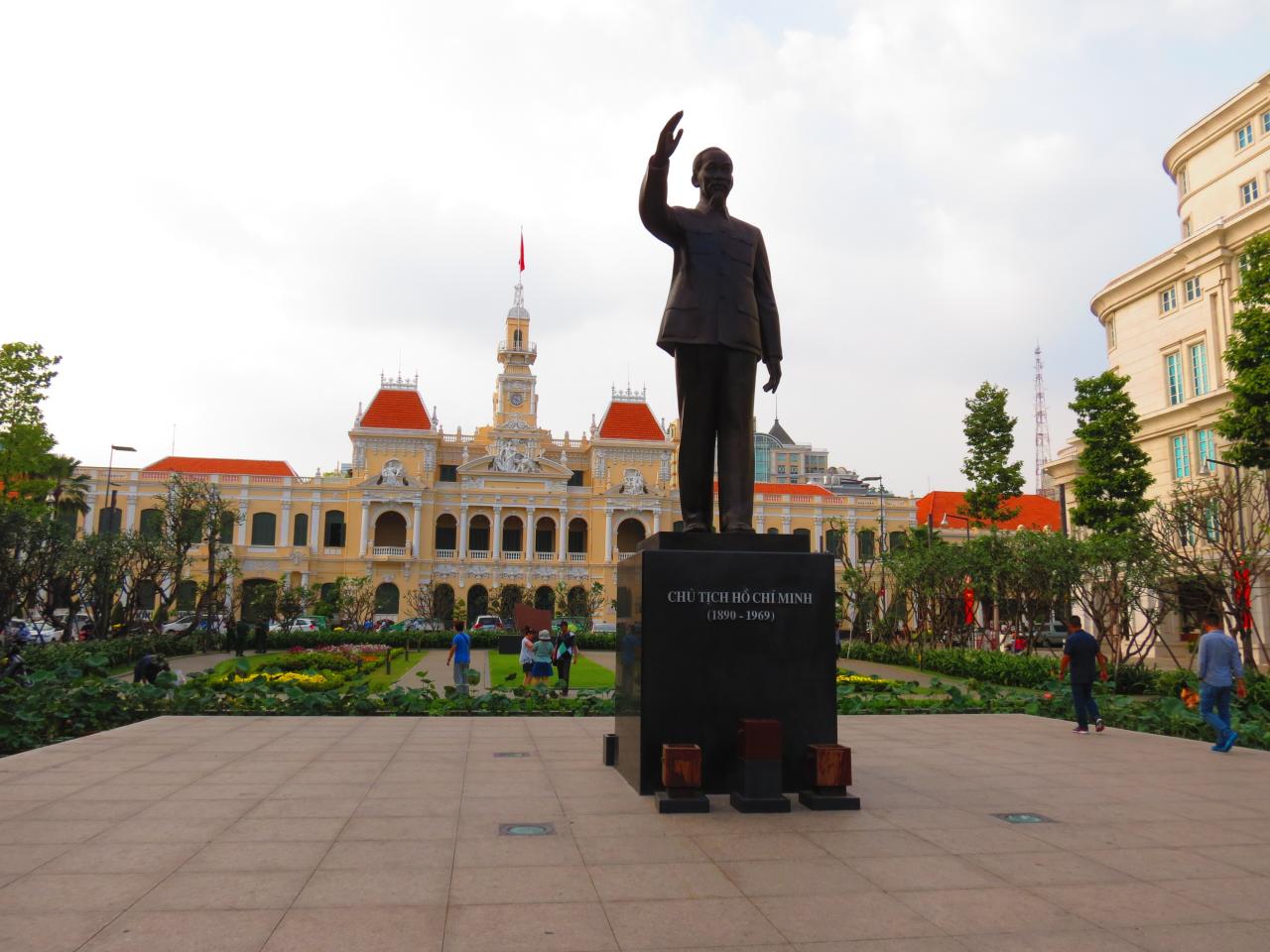 Ho Chi Minh Ville Statue d'HoChi Minh (9)
