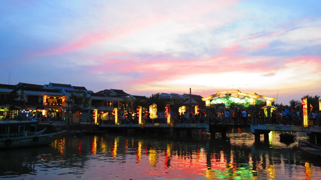 Hoi An By Night (22)