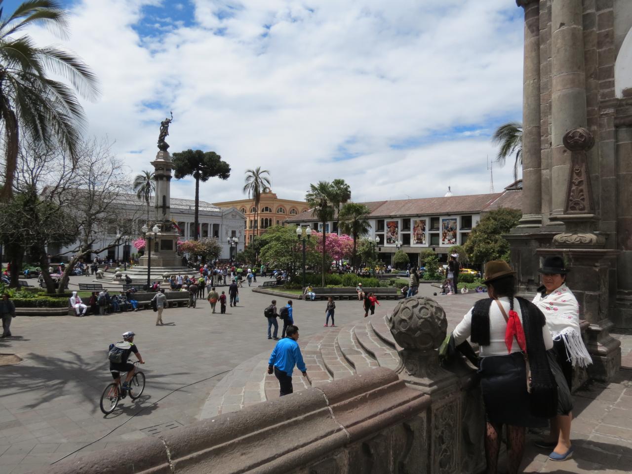 Quito Plaza Grande