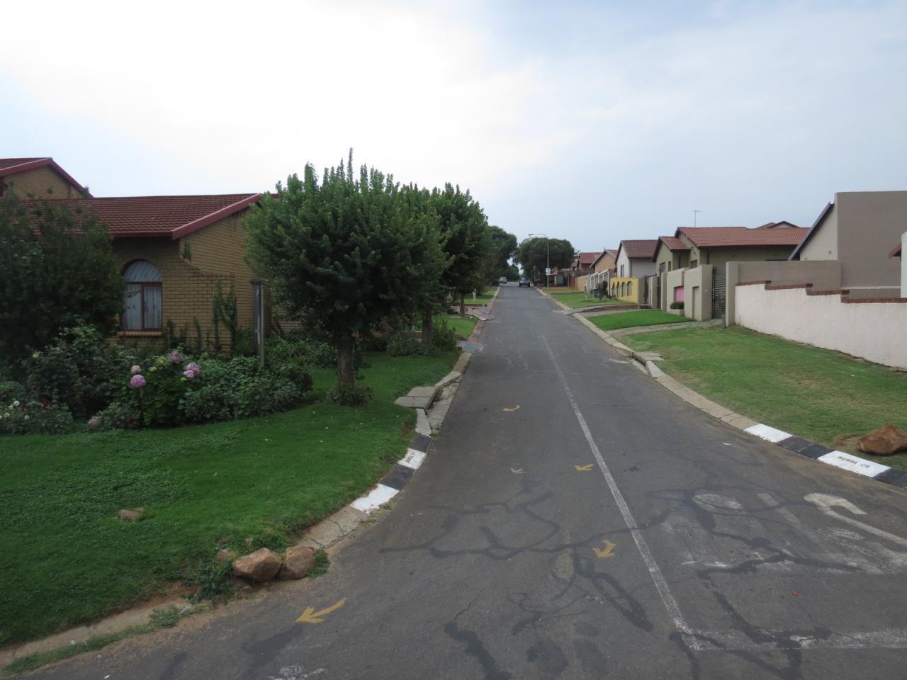 Soweto (125)