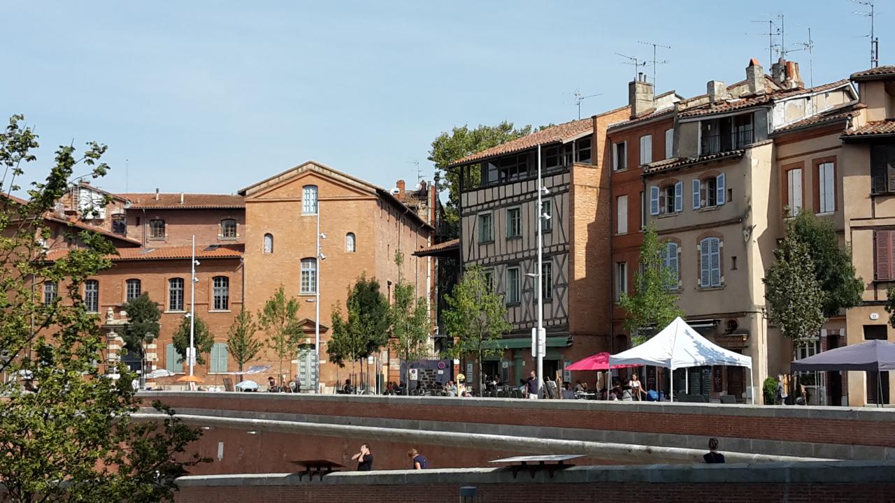 Toulouse Quai de la Daurade (2)