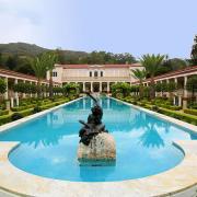 Dans quelle ville de Californie se trouve la superbe Getty Villa