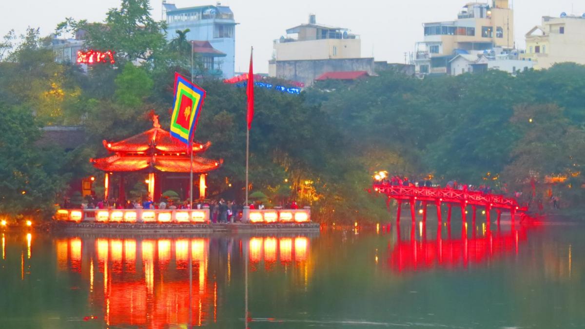 Hanoi temple ngoc son 4