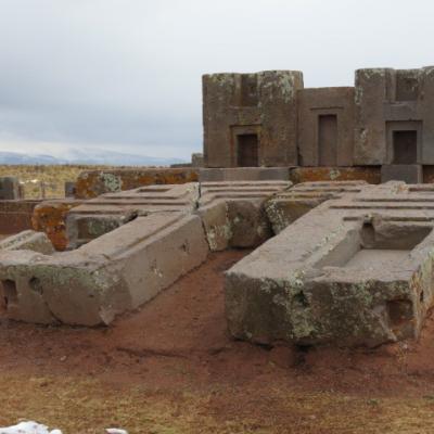 Tiwanaku 52